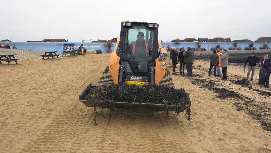 CASE zakończa projekt oczyszczania plaż